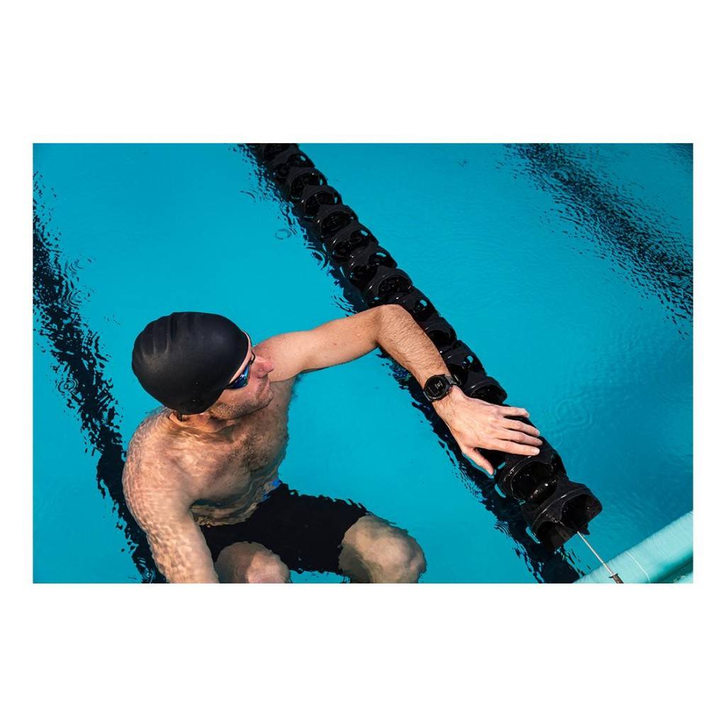 Pratiquant de natation avec la Garmin 745